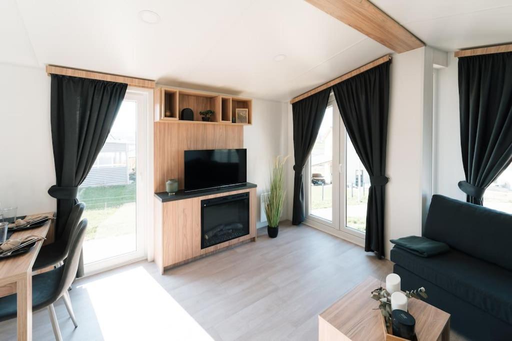 דירות Vilseck Gemuetliches Voll Ausgestattes Tiny House מראה חיצוני תמונה